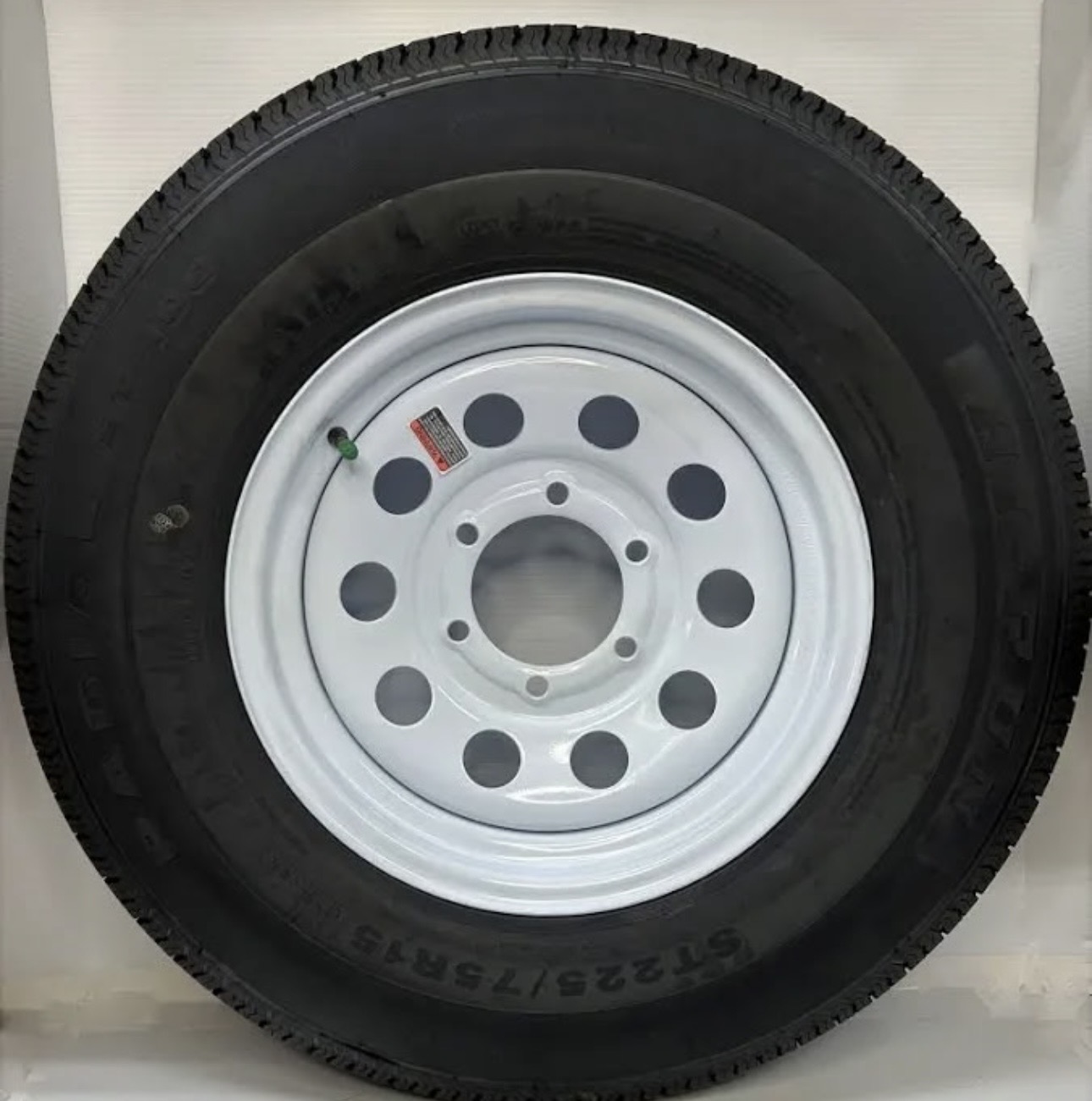 6 lug White tire and wheel